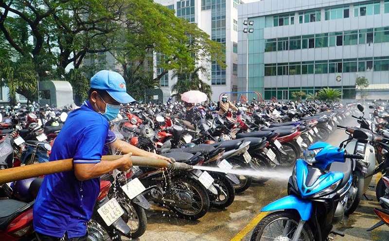 Thời Tiết Và Tác Động Lên Xe Máy – Cách Bảo Vệ ‘Chiến Mã’ Của Bạn Dưới Mọi Điều Kiện