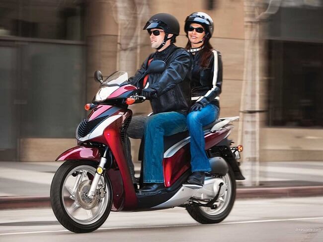 Kỹ thuật lái xe an toàn cho người mới – Bước đầu làm chủ “chiến mã” của bạn