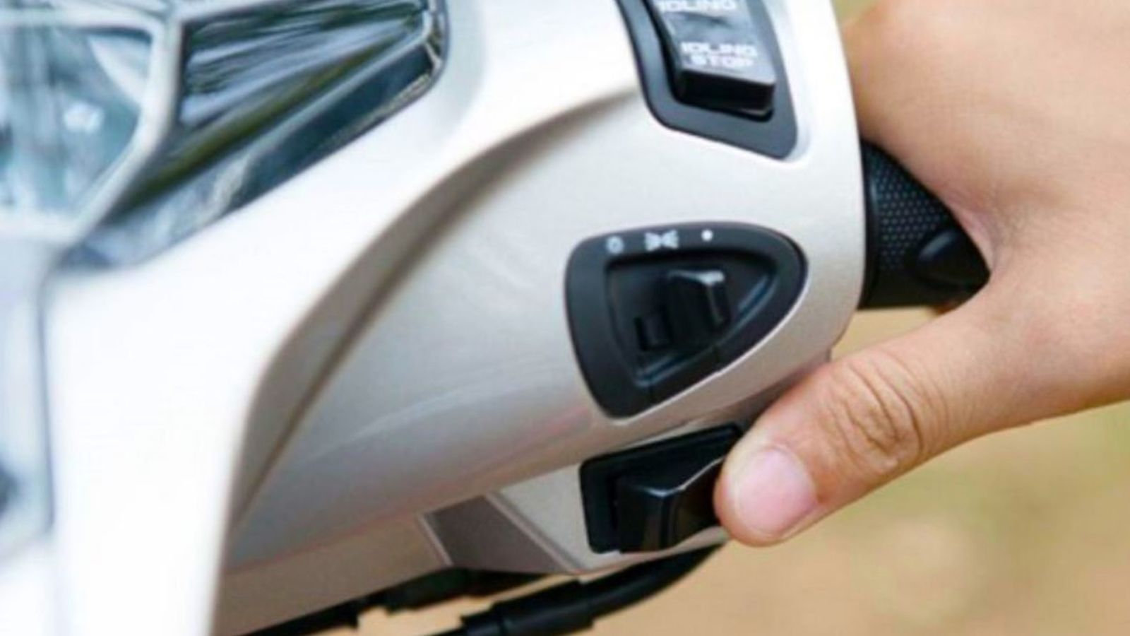 Thợ Sửa Xe Hoàng Gia Anh - Khắc Phục Lỗi Xe Đề Khó Nổ Hoặc Không Nổ Được Tại Quận 7!