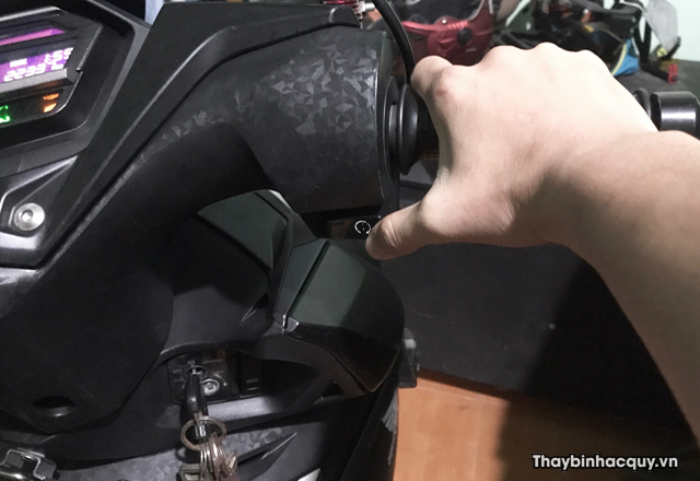 Giải pháp triệt để cho tình trạng xe máy không nổ máy – Khám phá dịch vụ cứu hộ chuyên nghiệp tại quận 12